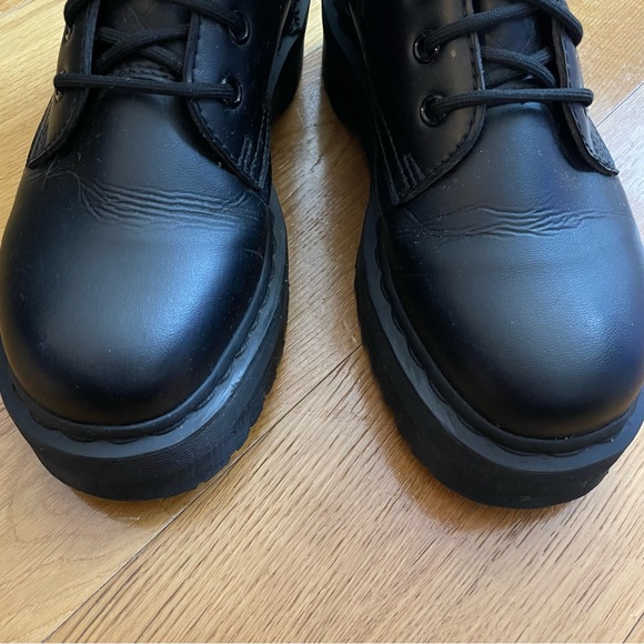 Dr. Martens V Jadon II Mono 8 Eye Boots - Picture 6 of 6